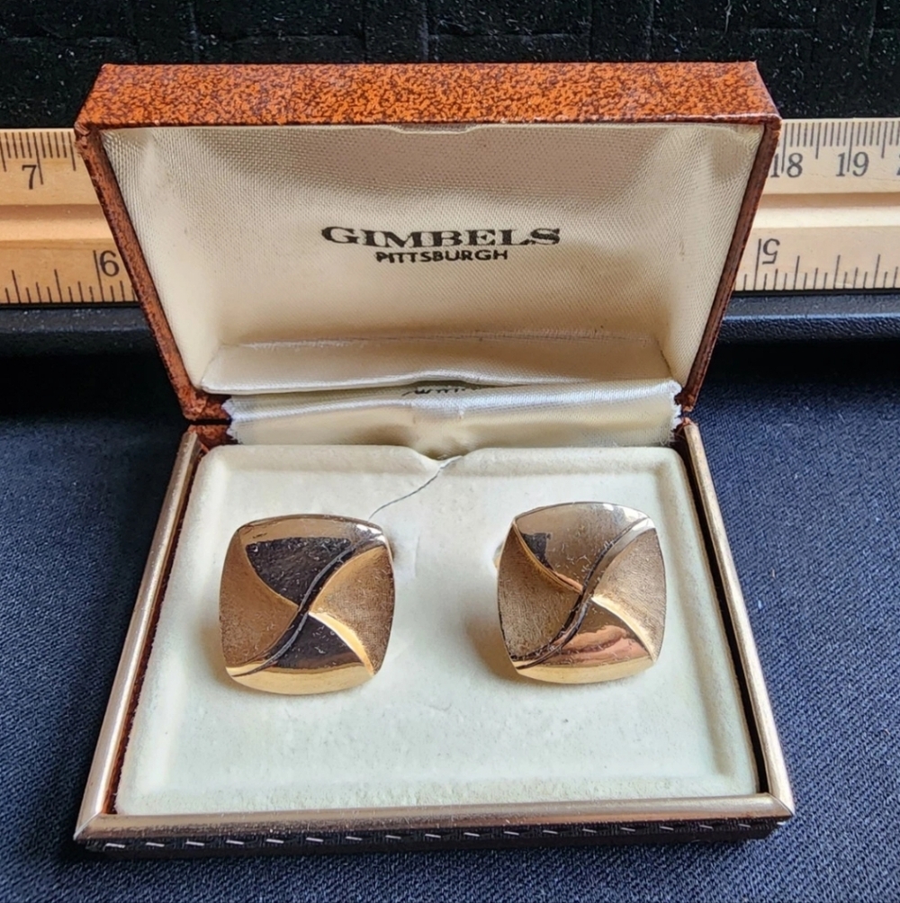 Vintage Cufflink Set Gimbels Pittsburgh New In Box Gold Tone Square